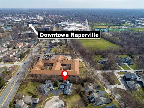 1000 Devonshire Ave, Naperville, IL 60540 photo 2