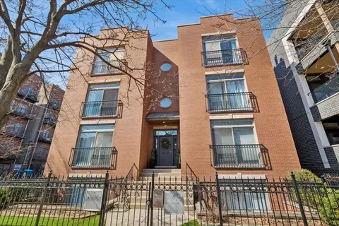 2816 N Rockwell St #3N, Chicago, IL 60618