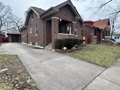 13845 S Wabash Ave, Riverdale, IL 60827