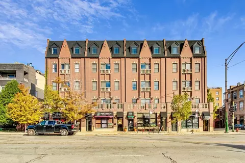 1402 W Grand Ave #3, Chicago, IL 60642