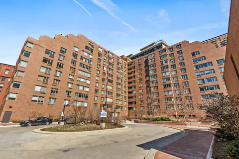 801 S Plymouth Ct #504, Chicago, IL 60605