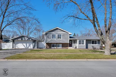 13760 W Sandstone Dr, Homer Glen, IL 60491
