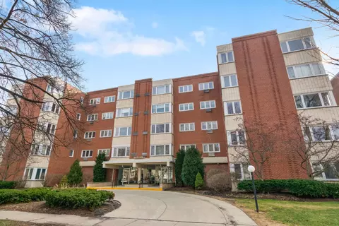 2033 Sherman Ave #306, Evanston, IL 60201