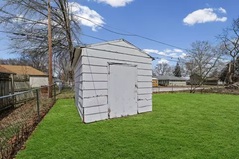 Exterior - 232 W William St, Bement, IL 61813 photo 9 of 9