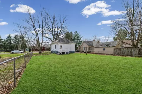 Exterior - 232 W William St, Bement, IL 61813 photo 6 of 9