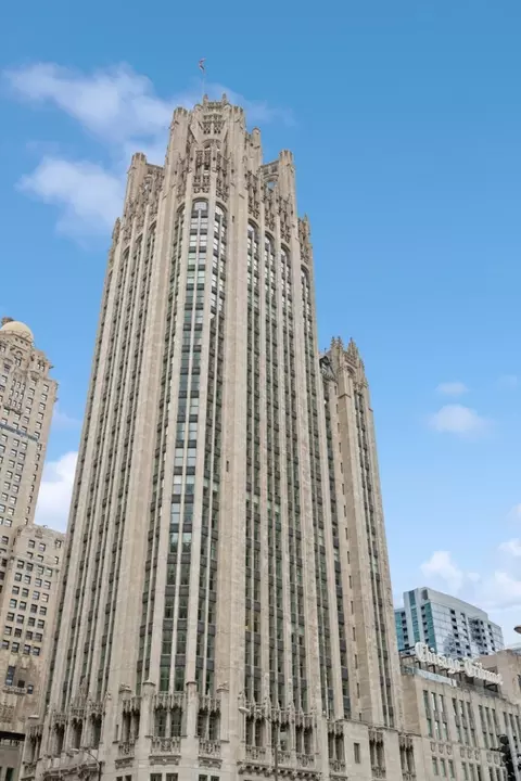 435 N Michigan Ave #1803, Chicago, IL 60611