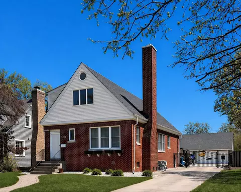 8039 Forest Ave, Munster, IN 46321