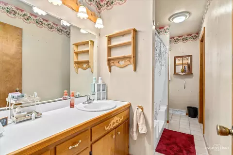Bath - 701 E Prairie St, Plano, IL 60545 photo 1 of 1