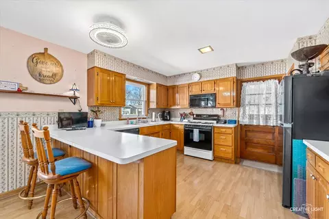 Kitchen - 701 E Prairie St, Plano, IL 60545 photo 2 of 3