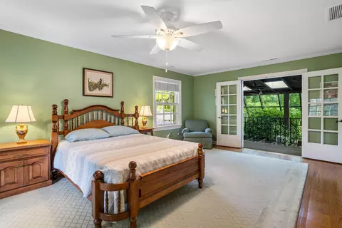 Bedroom - 812 Dodds Dr, Champaign, IL 61820 photo 1 of 10