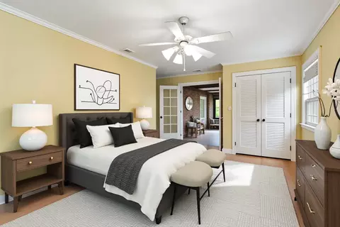 Bedroom - 812 Dodds Dr, Champaign, IL 61820 photo 5 of 10