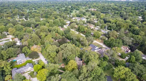 View/Area - 812 Dodds Dr, Champaign, IL 61820 photo 1 of 3