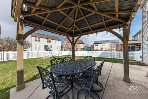 Exterior - 1711 Red Maple Dr, Plainfield, IL 60586 photo 5 of 6