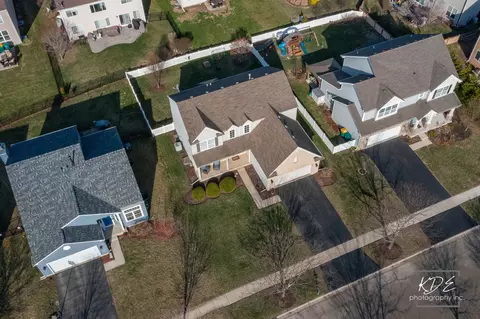 View/Area - 1711 Red Maple Dr, Plainfield, IL 60586 photo 2 of 4