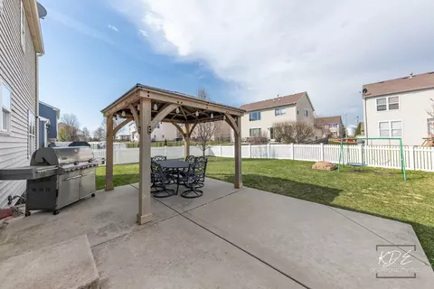 Exterior - 1711 Red Maple Dr, Plainfield, IL 60586 photo 4 of 6