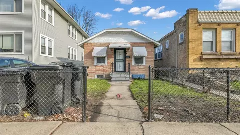 1048 W 104th Pl, Chicago, IL 60643