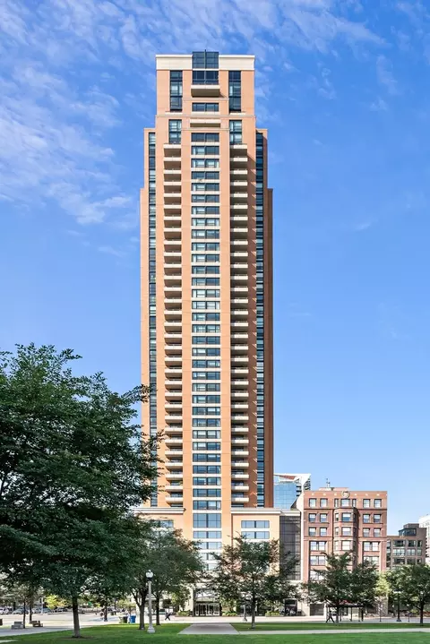 1160 S Michigan Ave #906, Chicago, IL 60605