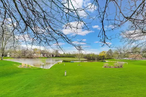 View/Area - 1048 Harbour Ct #2B, Wheeling, IL 60090 photo 2 of 2