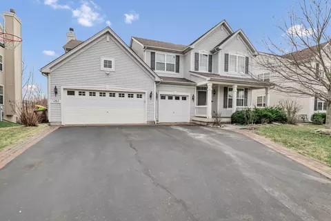 151 Charleston Ln W, Gilberts, IL 60136