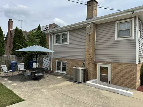 2054 Birch St, Des Plaines, IL 60018 photo 23