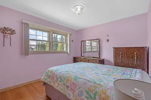 2054 Birch St, Des Plaines, IL 60018 photo 15