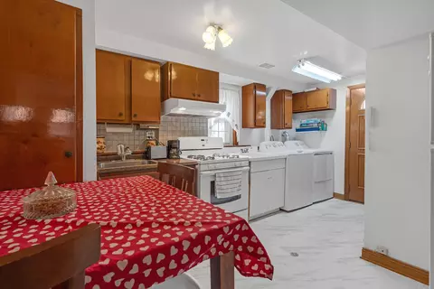 2054 Birch St, Des Plaines, IL 60018 photo 20