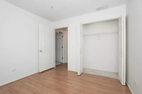 Bedroom - 1652 Cayman Ct #1, Bartlett, IL 60103 photo 5 of 5