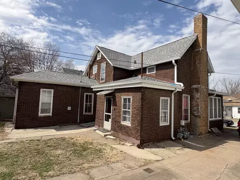 2428 5th Ave, Moline, IL 61265 photo 3