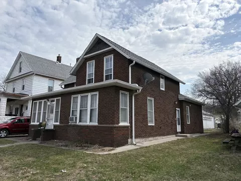 2428 5th Ave, Moline, IL 61265 photo 2