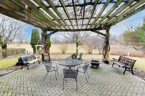 Other - 5355 Galloway Dr, Hoffman Estates, IL 60192 photo 3 of 5