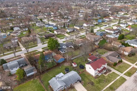 View/Area - 600 Baxter Ln, Hoffman Estates, IL 60169 photo 5 of 9