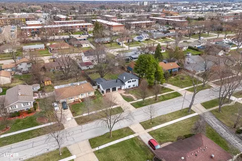 View/Area - 600 Baxter Ln, Hoffman Estates, IL 60169 photo 3 of 9