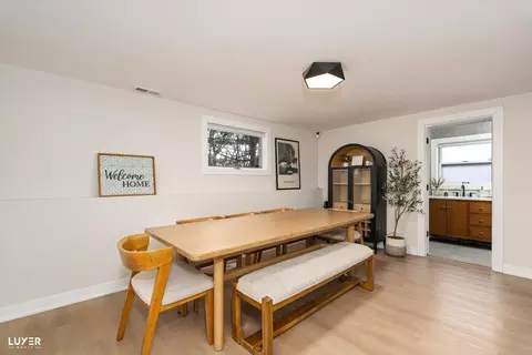 Dining - 600 Baxter Ln, Hoffman Estates, IL 60169 photo 2 of 3