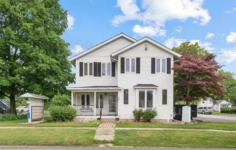 421 E Church St, Sandwich, IL 60548
