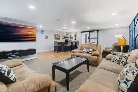 Living - 705 Ascot Ct, Hoffman Estates, IL 60169 photo 7 of 7