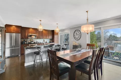 Dining - 705 Ascot Ct, Hoffman Estates, IL 60169 photo 1 of 1
