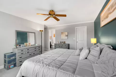 Bedroom - 705 Ascot Ct, Hoffman Estates, IL 60169 photo 2 of 4