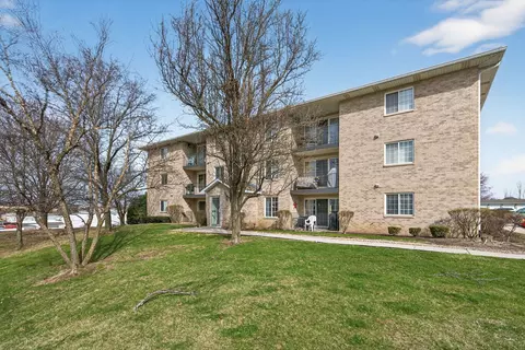 12928 W 159th St #1D, Homer Glen, IL 60491