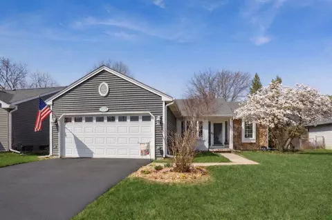 Exterior - 100 Longford Dr, Elgin, IL 60120 photo 1 of 6