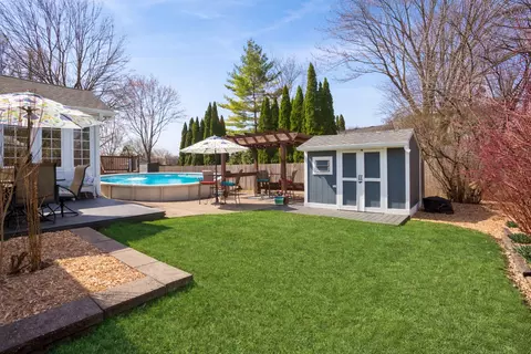 Exterior - 100 Longford Dr, Elgin, IL 60120 photo 5 of 6