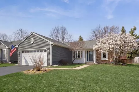Exterior - 100 Longford Dr, Elgin, IL 60120 photo 2 of 6