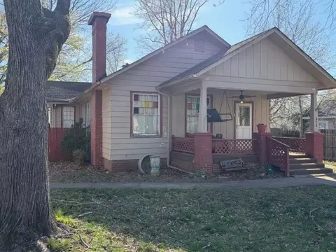 Exterior - 820 S 20th St, Herrin, IL 62948 photo 2 of 6