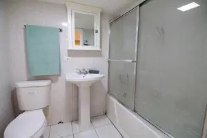 Bath - 8829 Robin Dr #B, Des Plaines, IL 60016 photo 3 of 3