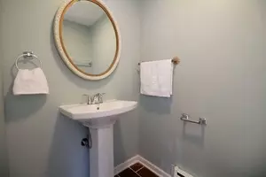 Bath - 8829 Robin Dr #B, Des Plaines, IL 60016 photo 1 of 3