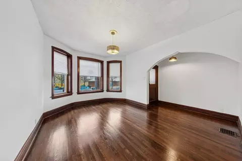 128 S Parkside Ave, Chicago, IL 60644 photo 2