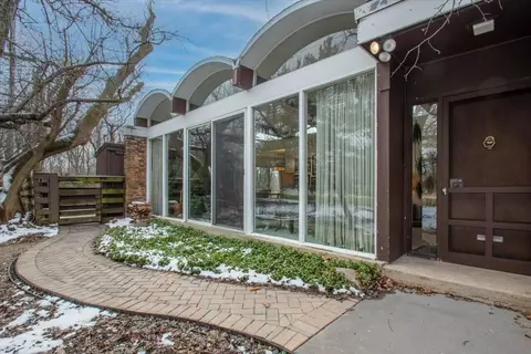 Undisclosed, Wilmette, IL 60091