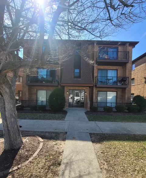 1889 Michigan City Rd #3E, Calumet City, IL 60409