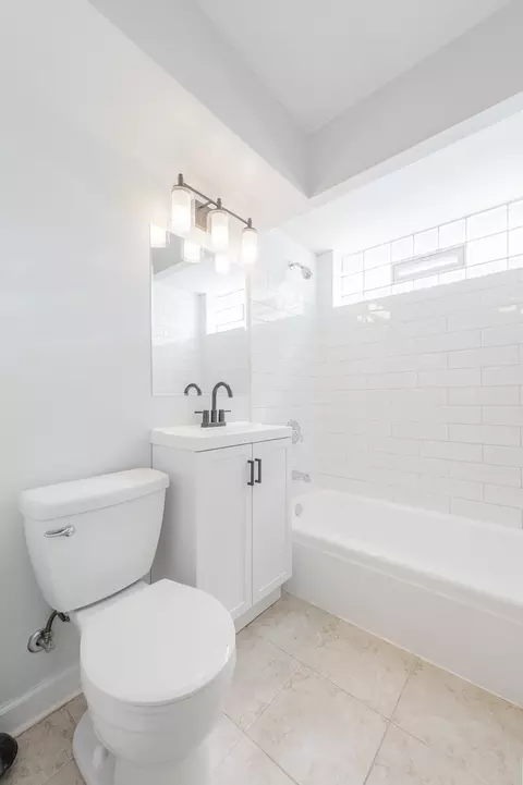 Bath - 3137 176th St, Lansing, IL 60438 photo 1 of 1