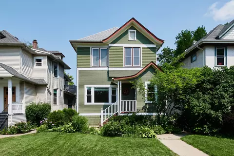 526 N Lombard Ave, Oak Park, IL 60302