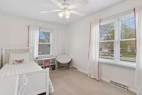 Bedroom - 535 Apache Dr, Batavia, IL 60510 photo 3 of 3